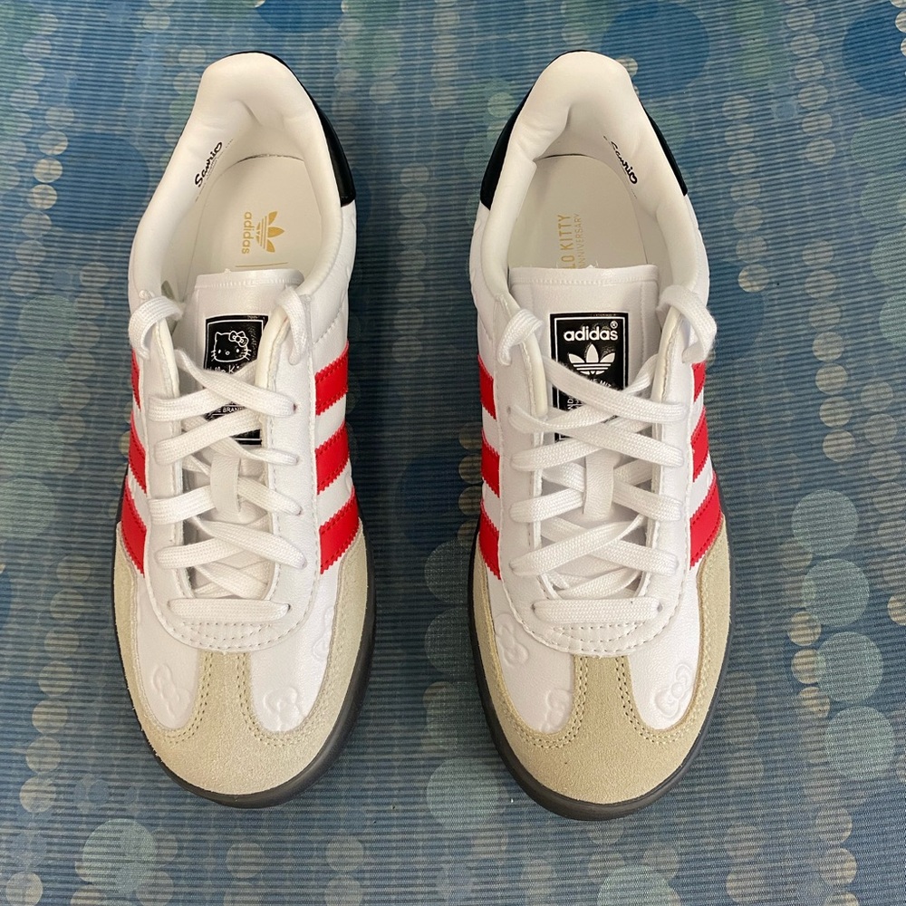 adidas x Hello Kitty White Box with Red Character Art